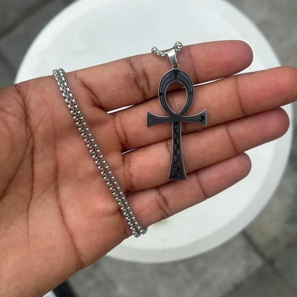 Silver Ankh Necklace Mens Detailed Cross Pendant 24 Inch Chain Y2K Accessory